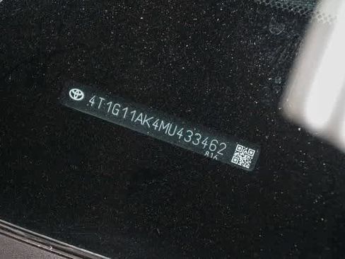 Used 2021 Toyota Camry SE image 42