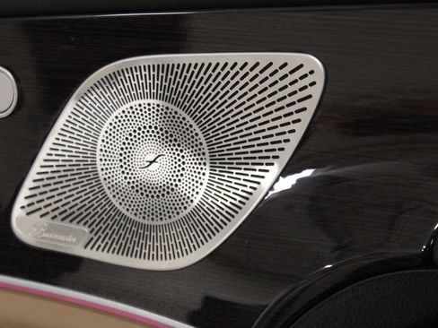 Used 2025 Mercedes-Benz GLS 450 4MATIC image 19