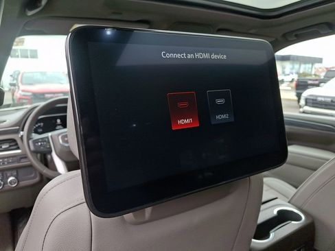 Certified 2024 GMC Yukon XL SLT w/ SLT Premium Package image 26