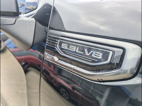 Used 2020 GMC Sierra 1500 AT4 w/ Driver Alert Package I image 11