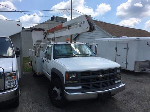 Used 2001 Chevrolet Silverado 3500 2WD Regular Cab HD image 6