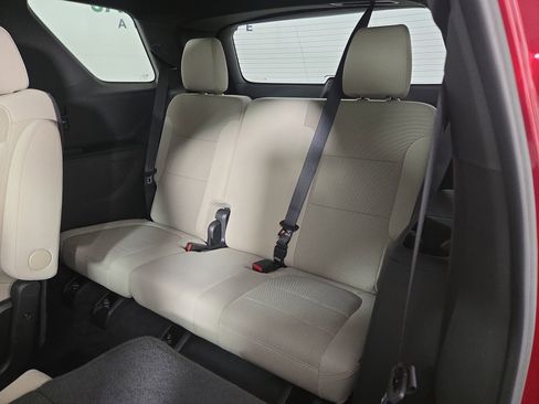 Certified 2023 Chevrolet Traverse LT image 13