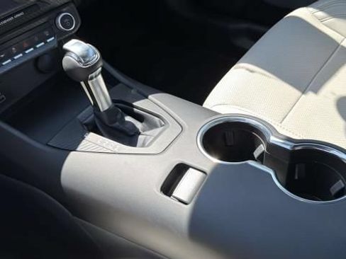 Used 2025 Ford Mustang GT Premium RWD image 22