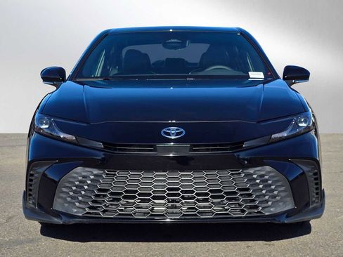 Certified 2026 Toyota Camry SE FWD image 9