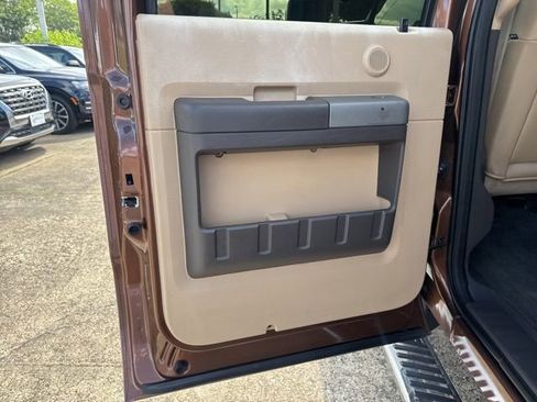 Used 2011 Ford F250 Lariat w/ Lariat Ultimate Pkg AWD/4WD image 22