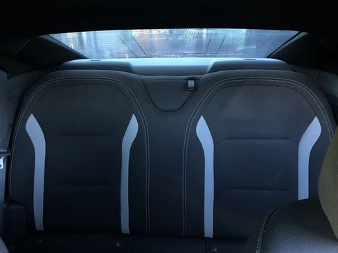 Used 2019 Chevrolet Camaro LT image 10