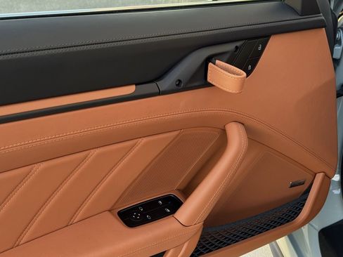 Used 2024 Porsche 911 S/T image 22