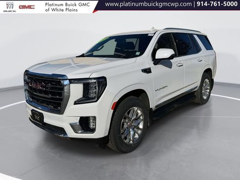 Used 2023 GMC Yukon SLT w/ SLT Luxury Package image 4