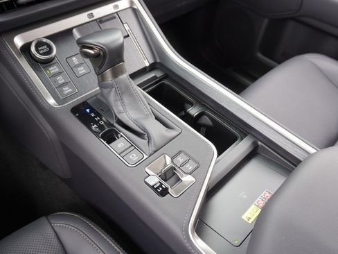 Certified 2025 Lexus GX 550 AWD/4WD image 20