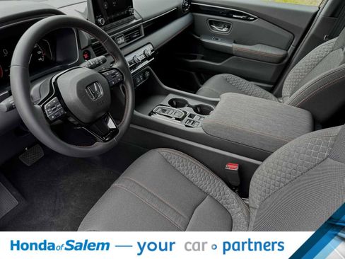 New 2025 Honda Pilot Sport image 11