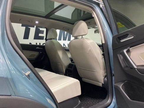 Used 2019 Volkswagen Tiguan SE w/ Panoramic Sunroof Package AWD/4WD image 28