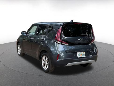 Used 2025 Kia Soul LX w/ LX Technology Package image 11