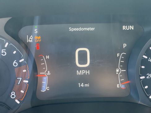 New 2026 Jeep Compass Latitude image 28