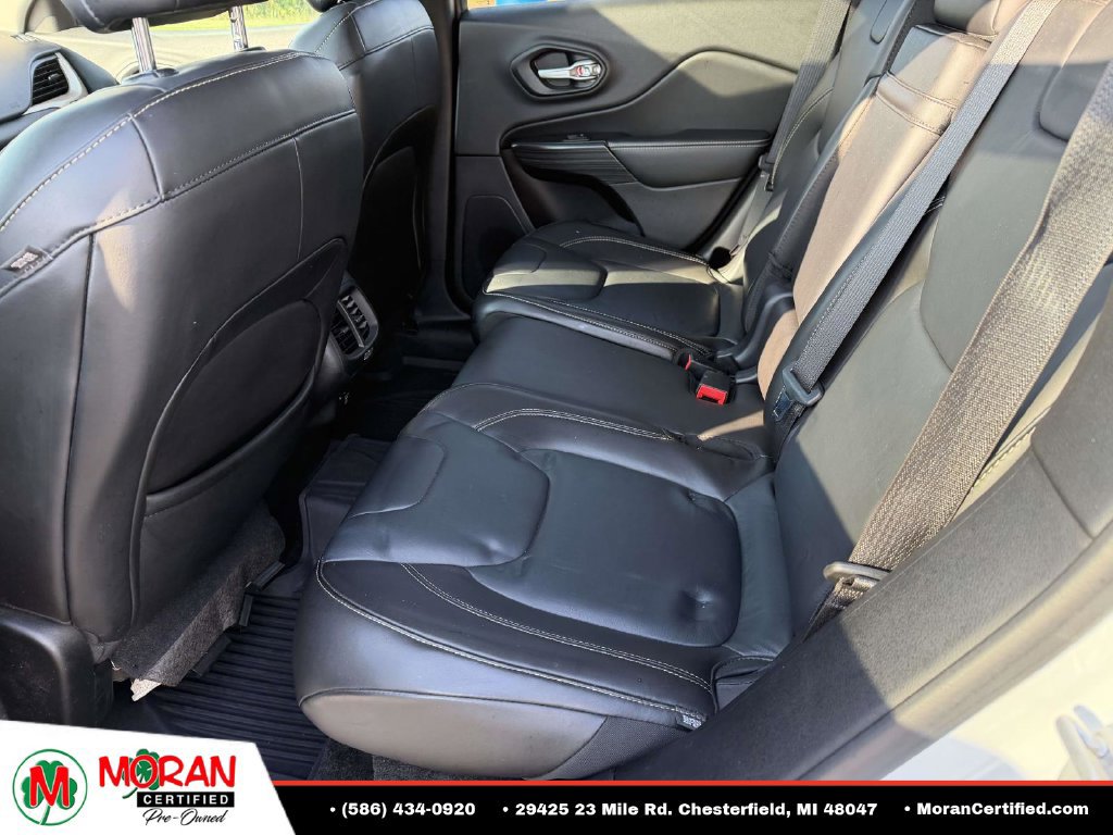 Used 2015 Jeep Cherokee Limited AWD/4WD image 13