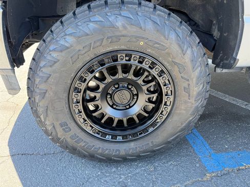 Used 2025 Ford F150 XLT w/ Equipment Group 301A Standard AWD/4WD image 17