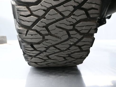 Used 2024 Ford Bronco Everglades AWD/4WD image 19