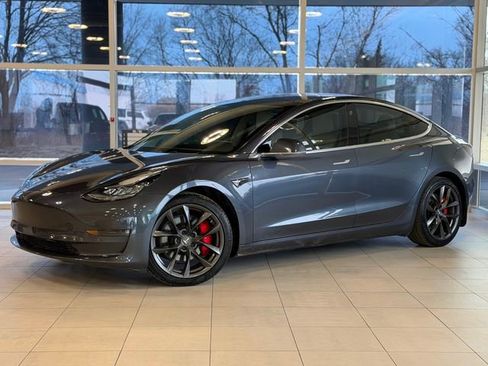 Used 2018 Tesla Model 3 Performance image 1