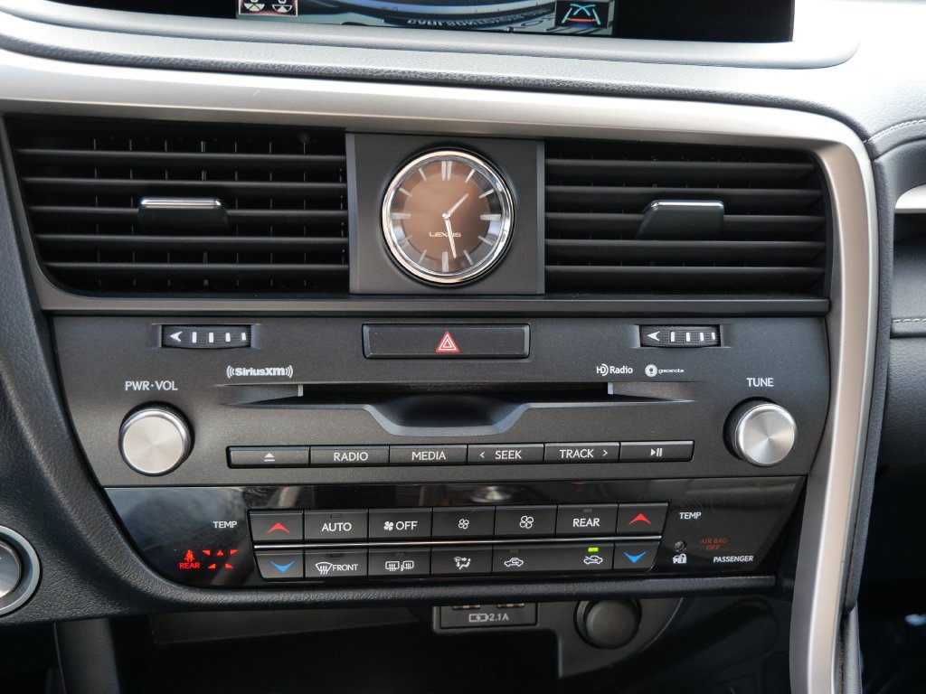 Used 2021 Lexus RX 350L AWD w/ Accessory Package image 19