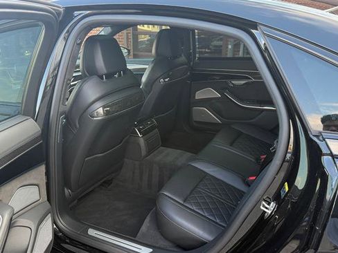 Used 2020 Audi S8 L image 20