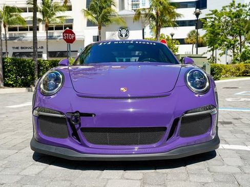 Used 2016 Porsche 911 GT3 RS RWD image 8