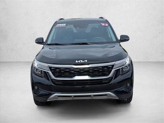 Used 2023 Kia Seltos S w/ Navigation Package FWD video 2