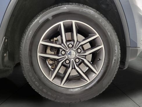 Used 2021 Jeep Grand Cherokee Limited AWD/4WD image 3