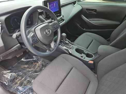 Certified 2026 Toyota Corolla LE FWD image 9
