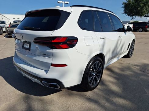 Used 2024 BMW X5 xDrive40i w/ Executive Package AWD/4WD image 6