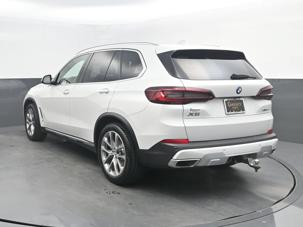 Used 2022 BMW X5 sDrive40i w/ Premium Package RWD image 3
