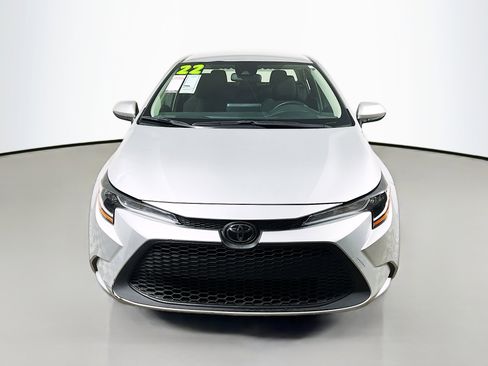 Used 2022 Toyota Corolla LE image 11