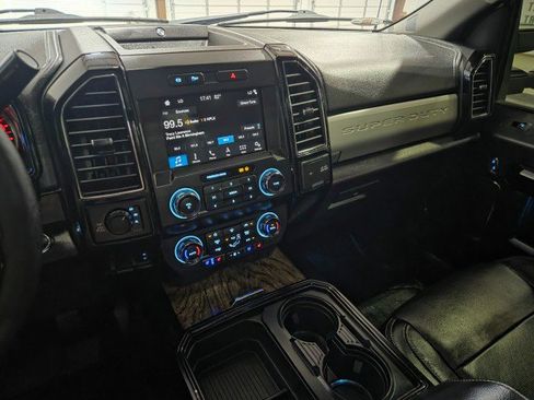 Used 2019 Ford F250 Lariat w/ Lariat Ultimate Package image 50