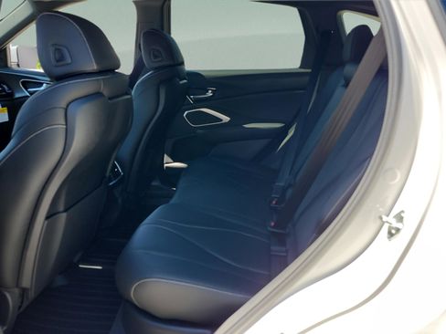 New 2026 Acura RDX SH-AWD image 11