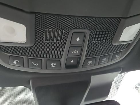 Used 2020 Ford F150 Platinum w/ Equipment Group 701A Luxury AWD/4WD image 93