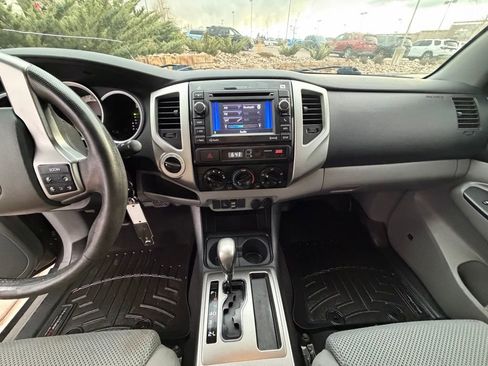 Used 2013 Toyota Tacoma 4x4 Double Cab w/ TRD Off-Road Pkg image 13