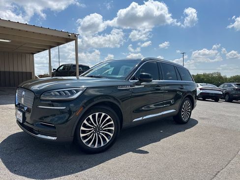 Used 2022 Lincoln Aviator Reserve w/ Elements Package Plus RWD image 5
