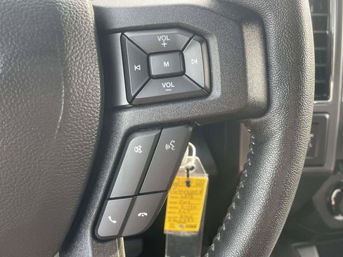 Used 2018 Ford F150 XLT w/ Equipment Group 302A Luxury AWD/4WD image 23