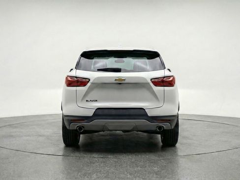 Used 2025 Chevrolet Blazer LT FWD image 7