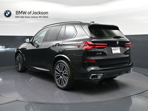 New 2026 BMW X5 sDrive40i w/ M Sport Package RWD image 5