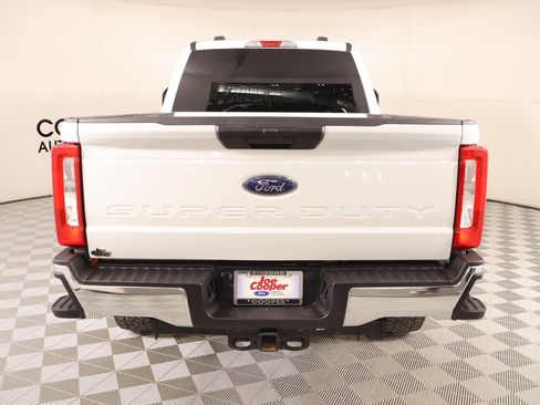 Used 2024 Ford F250 XLT w/ FX4 Off-Road Package AWD/4WD image 20