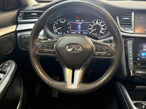 Used 2019 INFINITI QX50 Essential w/ Premium Heat Package AWD/4WD image 16