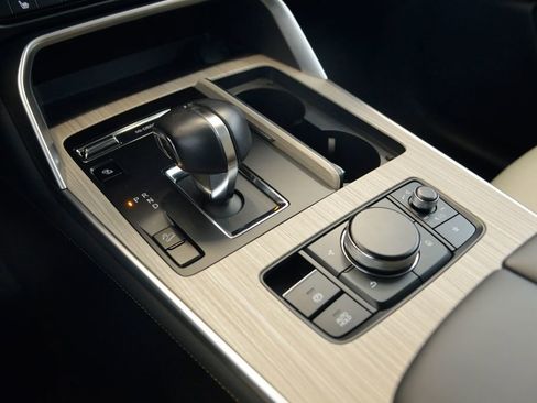 Used 2024 MAZDA CX-90 Plug-In Hybrid w/ Premium Pkg image 25