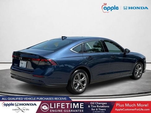 Used 2024 Honda Accord EX image 3