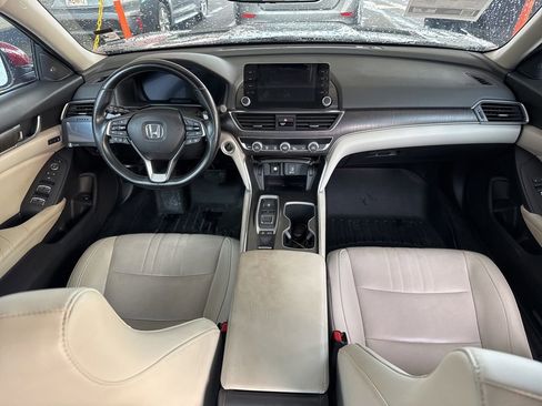 Used 2018 Honda Accord EX-L image 16