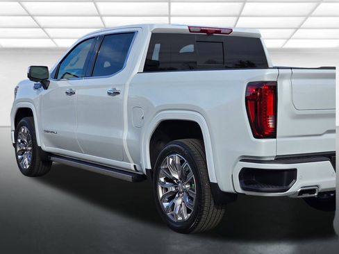 New 2026 GMC Sierra 1500 Denali w/ Denali Reserve Package image 44