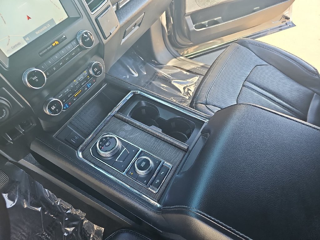 Used 2020 Ford Expedition Limited w/ Special Edition Package AWD/4WD image 26