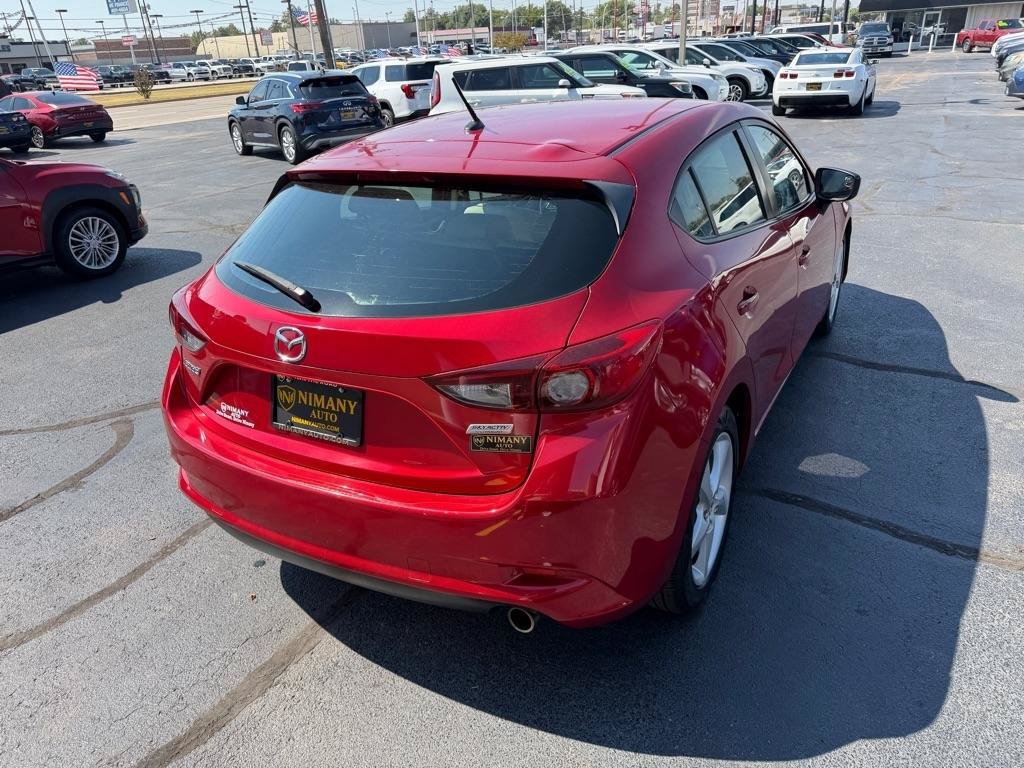 Used 2018 MAZDA MAZDA3 Sport FWD image 5