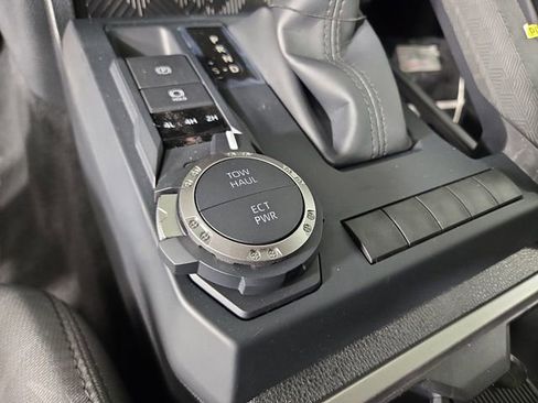 New 2026 Toyota Tacoma SR5 AWD/4WD image 25