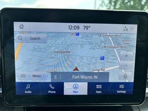 Used 2021 Ford Explorer XLT w/ Equipment Group 202A AWD/4WD image 26