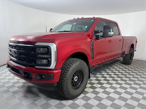 Used 2024 Ford F250 Lariat w/ Lariat Ultimate Package AWD/4WD image 3