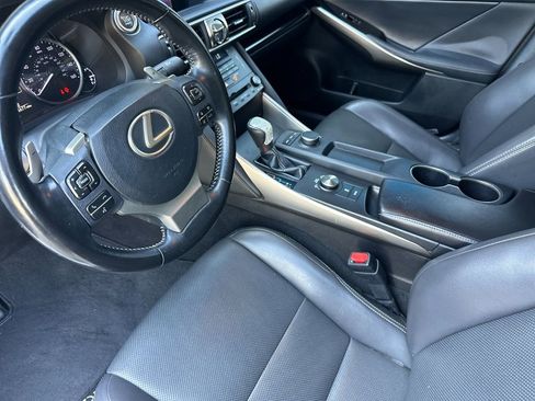 Used 2018 Lexus IS 300 w/ Accessory Package image 9